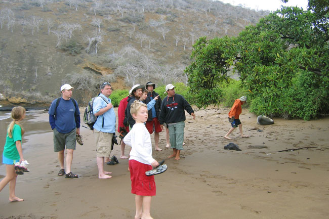 20070803a_DSM_FloreanaPuntaCormoran_Group
