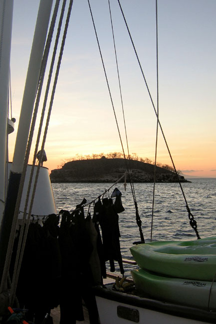 20070804zf_Isabela_SambaForedeck