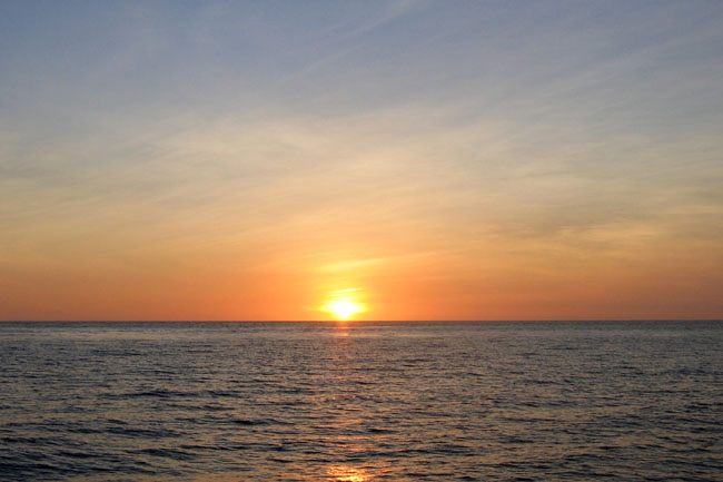 20070805zb_SunsetAtSea