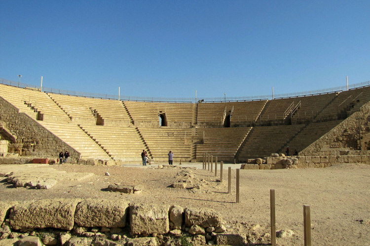20101226c_CaesareaTheater